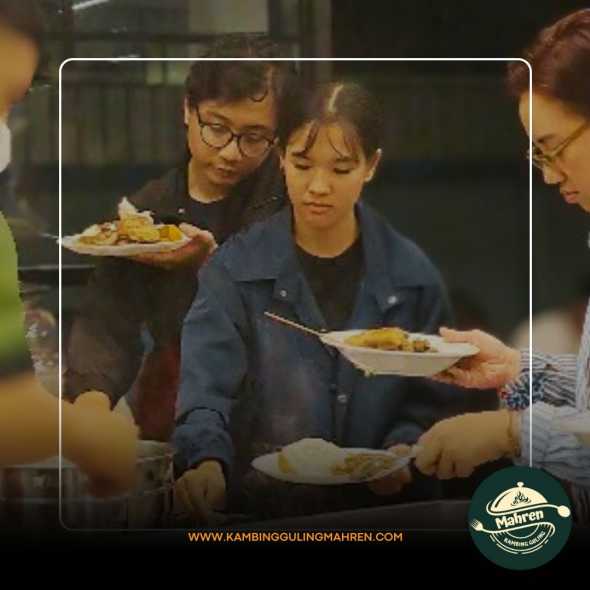 kambing guling garut